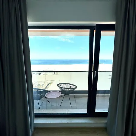 Solid Melody Apartment Mamaia
